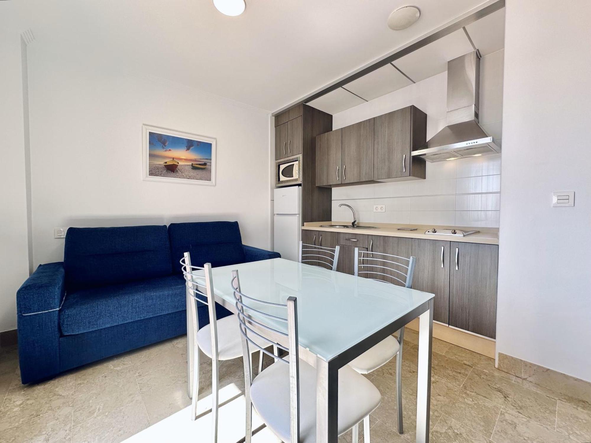 Apartahotel Marina Luz 2*