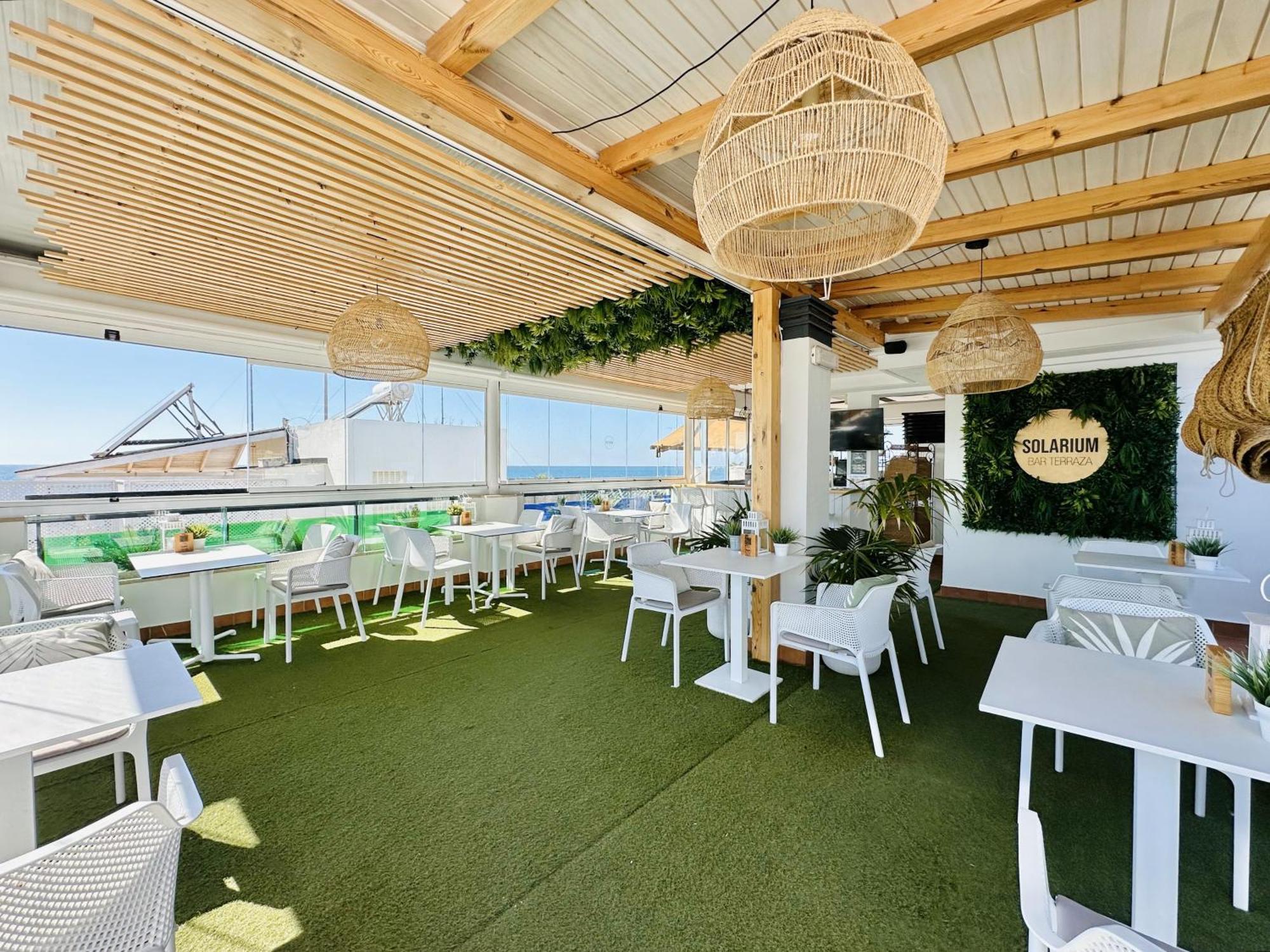 Apartahotel Marina Luz