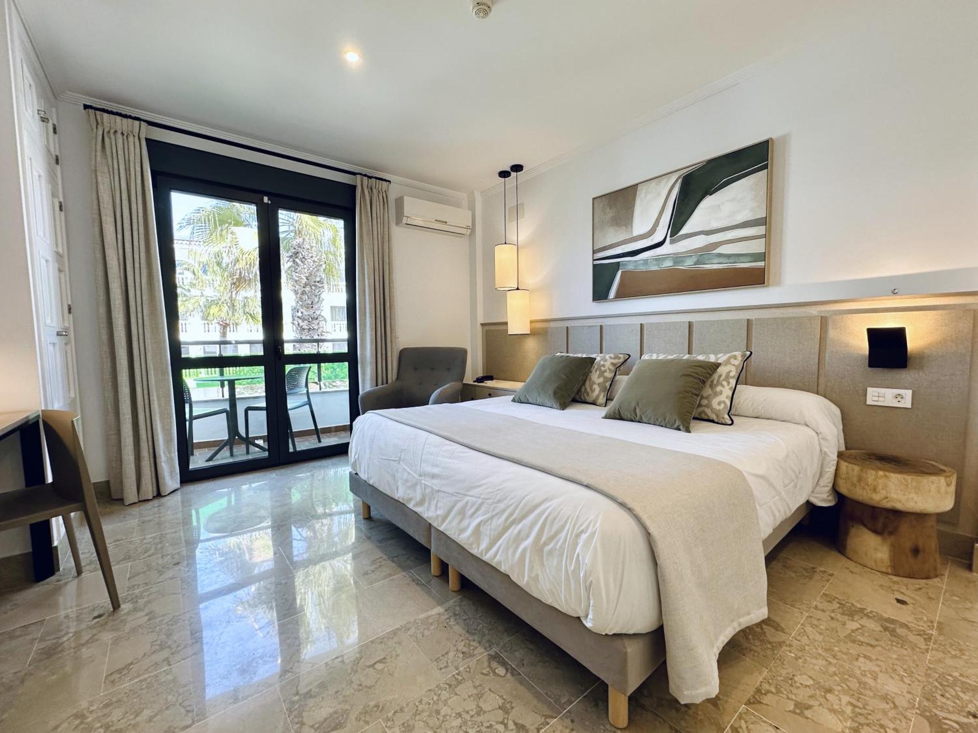 Apartahotel Marina Luz